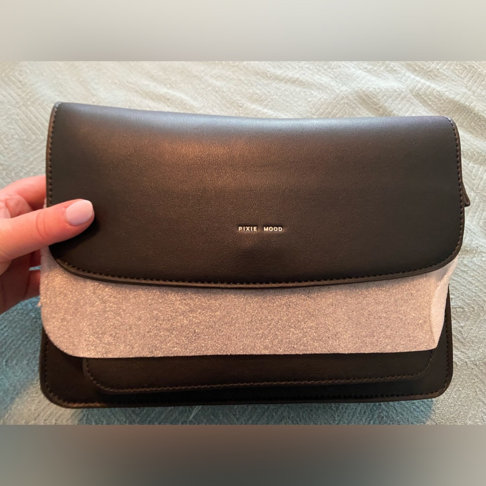 BNWT Pixie Mood vegan leather Zoe crossbody in black